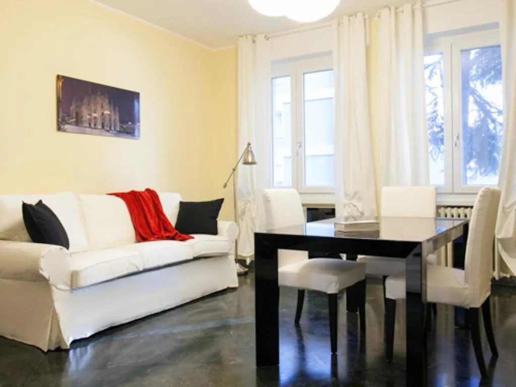 Friendly Rentals Milano City